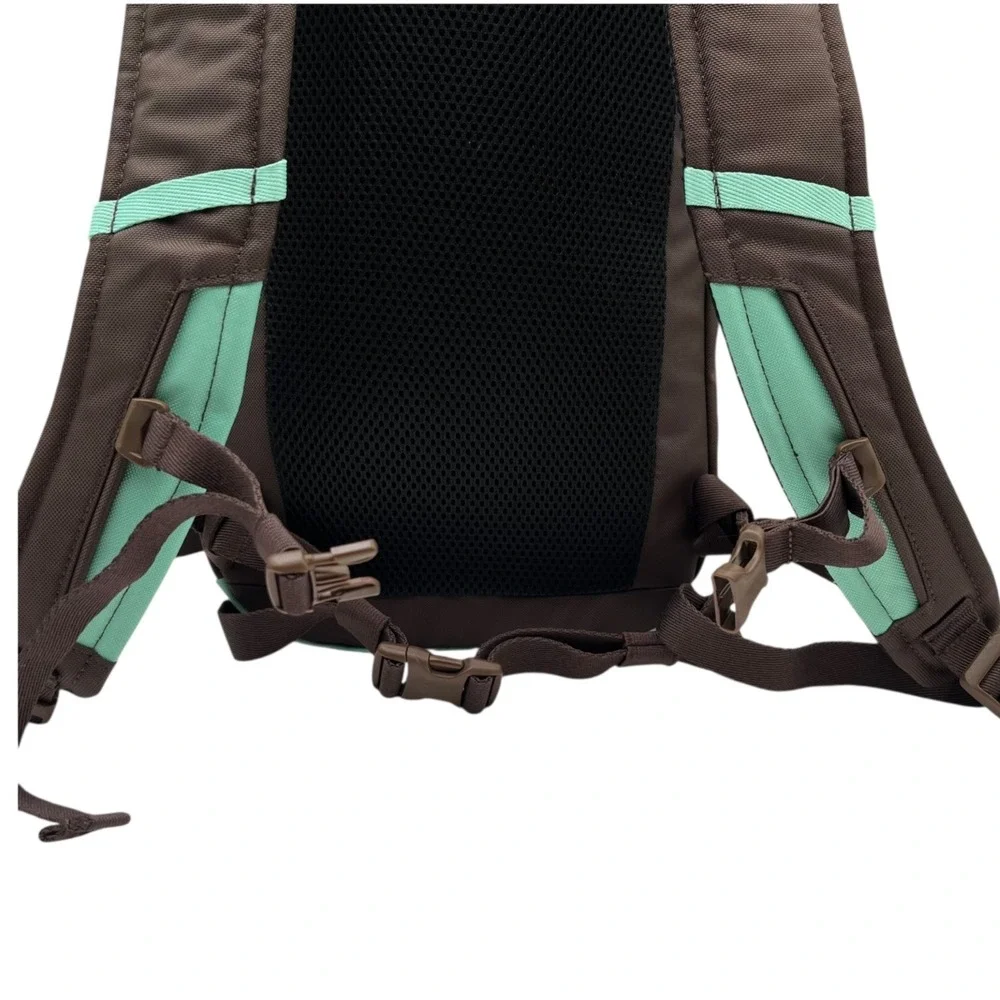 Sherpani Womens Switch 15L Hiking Outdoor Backpack Seagreen Fits 13 Inch Laptop‎